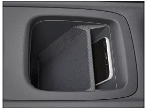 Volkswagen ID.3. Fig. 3 General example: Storage compartment cover (closed).